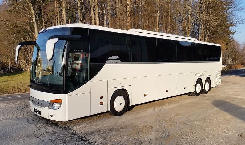 Buses hire in Nova Gorica